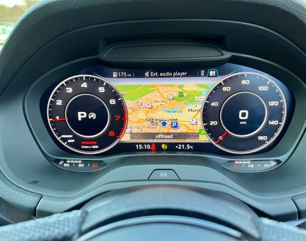 Audi Q2 TFSI S LINE 22