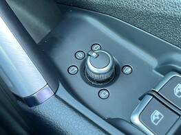 Audi Q2 TFSI S LINE 60