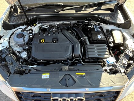 Audi Q2 TFSI S LINE 