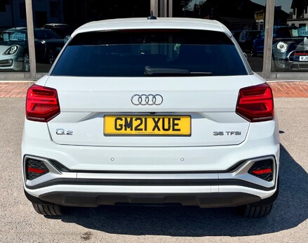 Audi Q2 TFSI S LINE 6