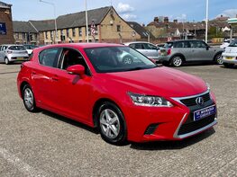 Lexus CT 200H S 4