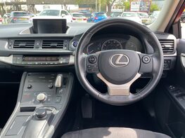 Lexus CT 200H S 18