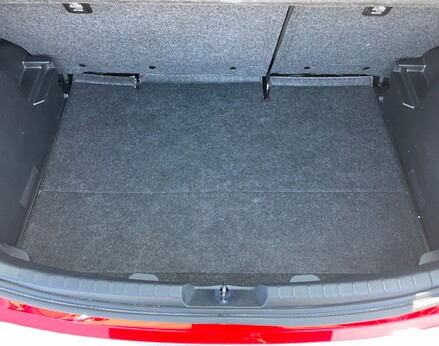 Toyota Yaris VVT-I ICON TECH 55