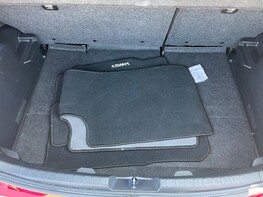 Toyota Yaris VVT-I ICON TECH 54