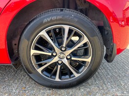 Toyota Yaris VVT-I ICON TECH 15