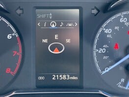 Toyota Yaris VVT-I ICON TECH 22