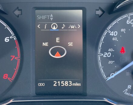 Toyota Yaris VVT-I ICON TECH 22