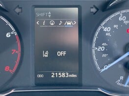 Toyota Yaris VVT-I ICON TECH 25