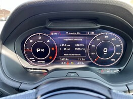 Audi Q2 TDI S LINE 23