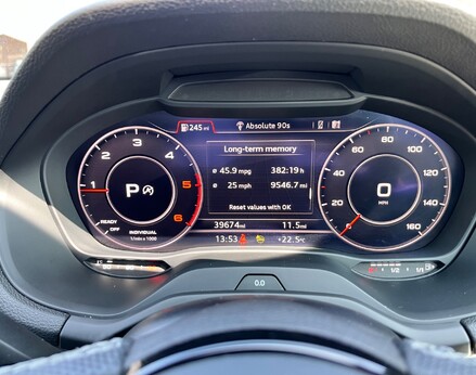Audi Q2 TDI S LINE 23