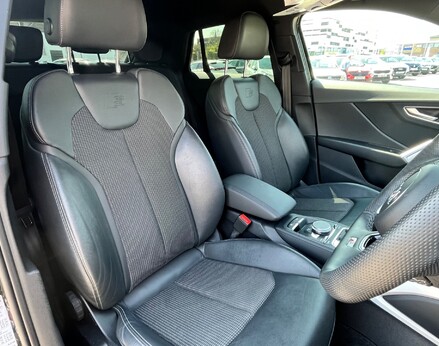 Audi Q2 TDI S LINE 61