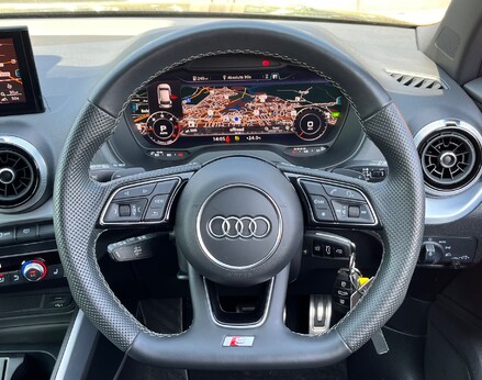 Audi Q2 TDI S LINE 20