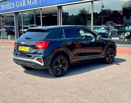 Audi Q2 TDI S LINE 8