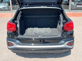 Audi Q2 TDI S LINE 65