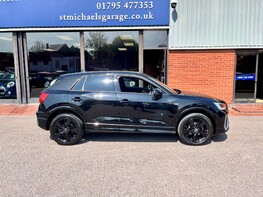 Audi Q2 TDI S LINE 10