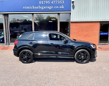 Audi Q2 TDI S LINE 10