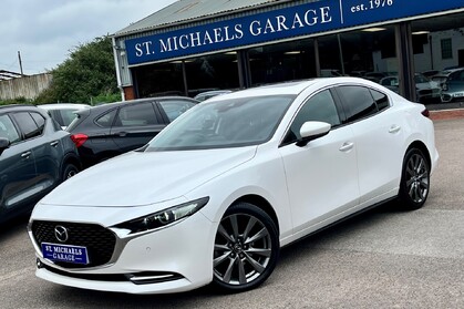 Mazda 3 SPORT LUX MHEV