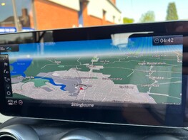 Mercedes-Benz C Class C 200 AMG LINE PREMIUM MHEV 28