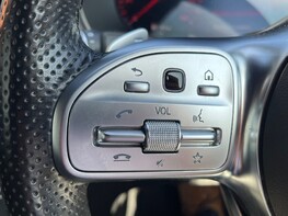 Mercedes-Benz C Class C 200 AMG LINE PREMIUM MHEV 51