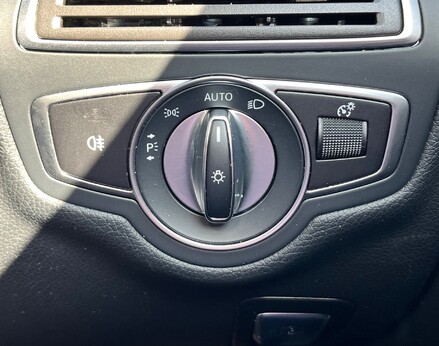 Mercedes-Benz C Class C 200 AMG LINE PREMIUM MHEV 55