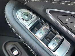 Mercedes-Benz C Class C 200 AMG LINE PREMIUM MHEV 56