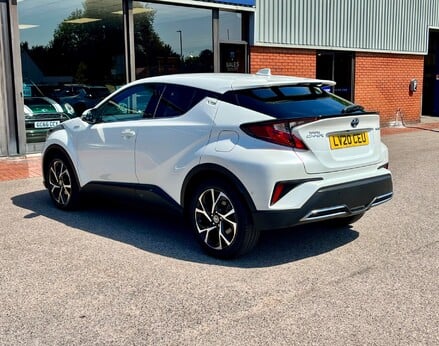 Toyota C-HR DESIGN 9