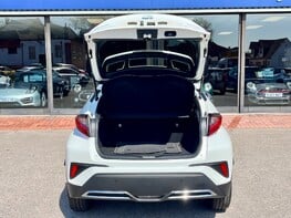 Toyota C-HR DESIGN 66