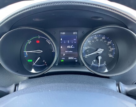 Toyota C-HR DESIGN 21