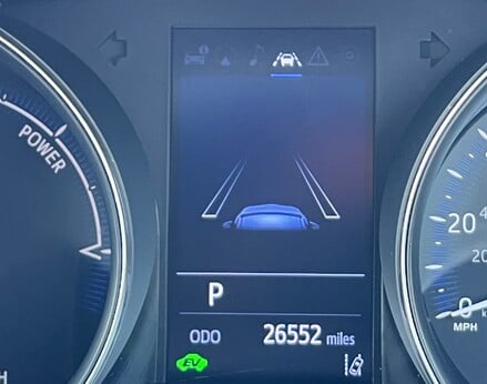 Toyota C-HR DESIGN 27