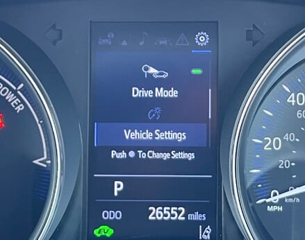 Toyota C-HR DESIGN 28