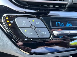 Toyota C-HR DESIGN 49