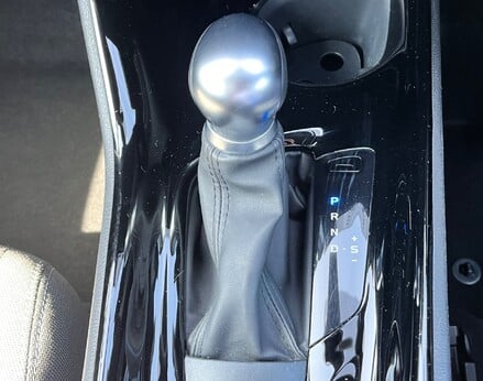 Toyota C-HR DESIGN 51