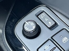 Toyota C-HR DESIGN 61