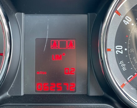 Vauxhall Adam GLAM 22