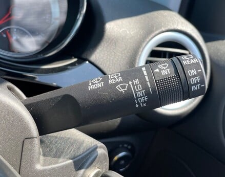 Vauxhall Adam GLAM 40