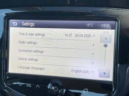 Vauxhall Adam GLAM 29