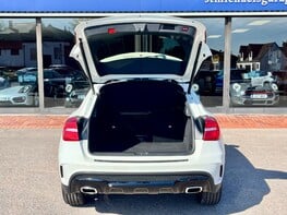 Mercedes-Benz GLA Class GLA 250 4MATIC AMG LINE PREMIUM PLUS 63