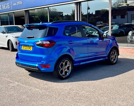 Ford Ecosport ST-LINE 7