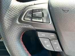 Ford Ecosport ST-LINE 48