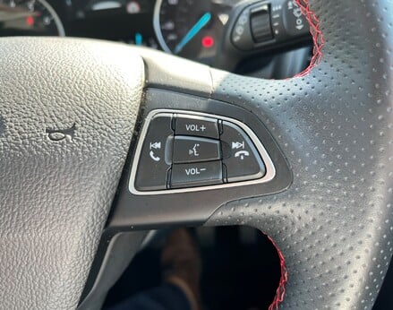 Ford Ecosport ST-LINE 49