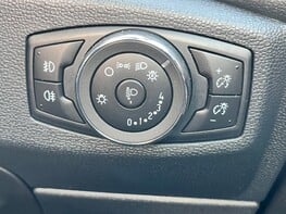Ford Ecosport ST-LINE 52