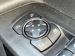 Ford Ecosport ST-LINE 53