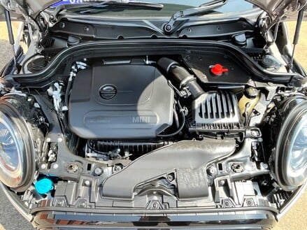 Mini Hatch COOPER EXCLUSIVE