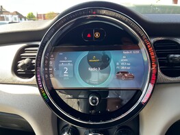 Mini Hatch COOPER EXCLUSIVE 27