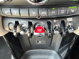 Mini Hatch COOPER EXCLUSIVE 51