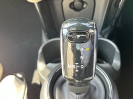 Mini Hatch COOPER EXCLUSIVE 53