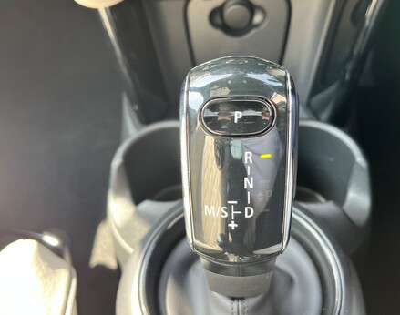 Mini Hatch COOPER EXCLUSIVE 53