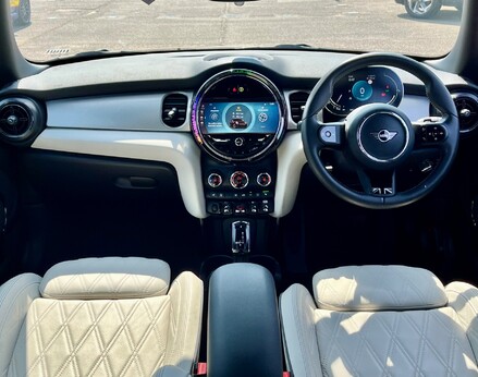 Mini Hatch COOPER EXCLUSIVE 3