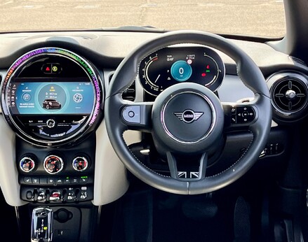 Mini Hatch COOPER EXCLUSIVE 19