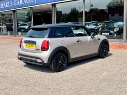 Mini Hatch COOPER EXCLUSIVE 8